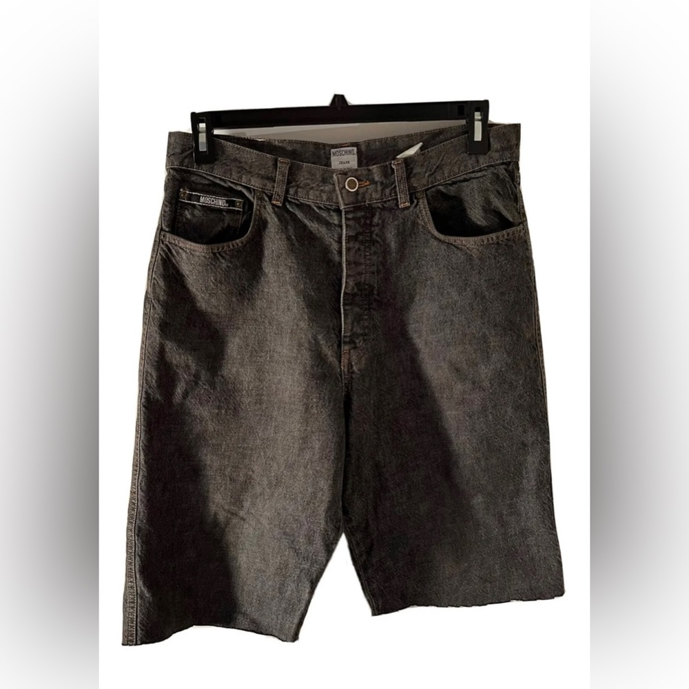LOVE MOSCHINO JEANS SHORT SIZE 36 MENS DARK GRAY STONEWASH BUTTON FLY RAWCUT HEM